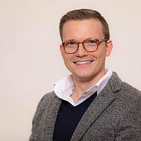 Dr. André Förster KOSMO