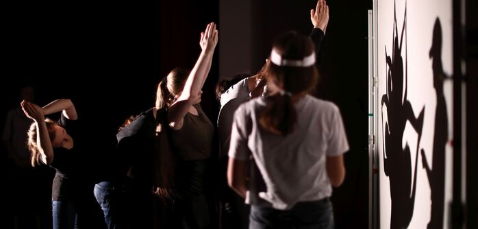 Schattentheater in der Kulturfabrik Hoyerswerda