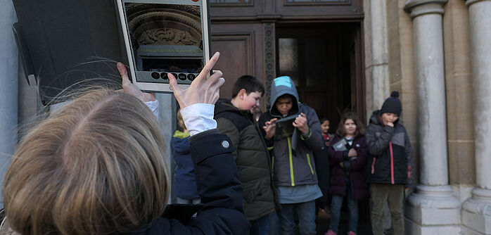 Bleiberger Fabrik: Wenn Kinder sich die Stadt digital aneignen Bleiberger Fabrik: Die Stadt mit Tablet erkunden